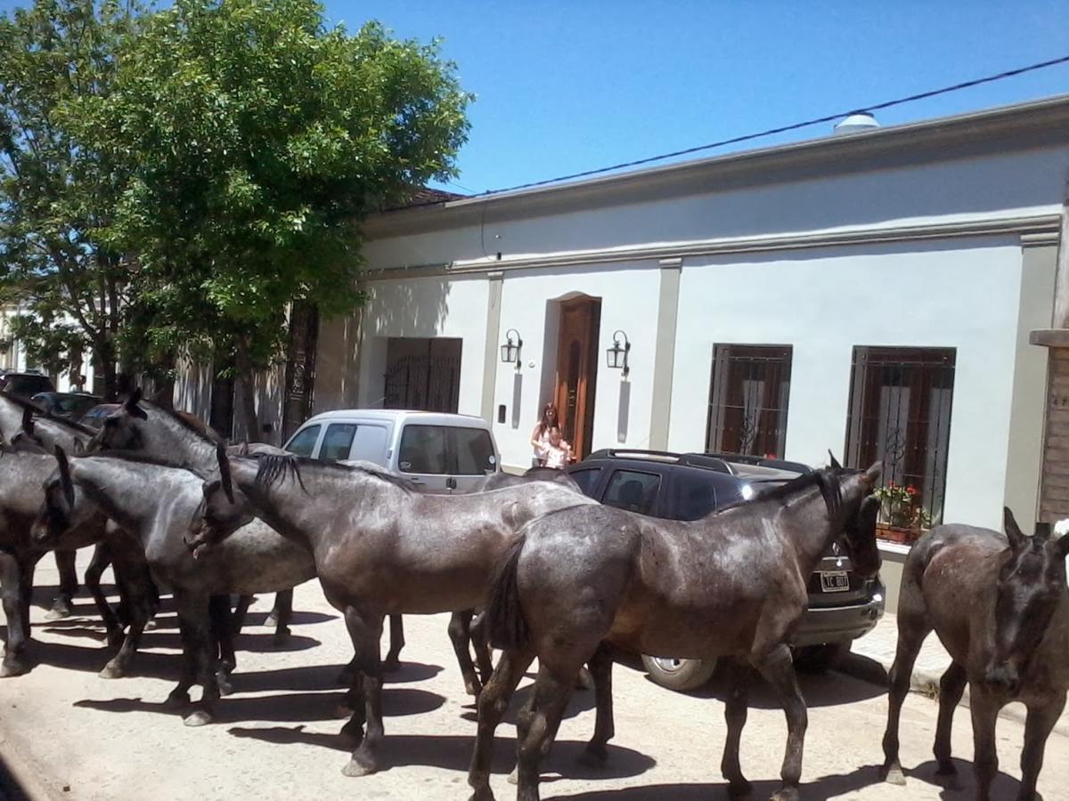 La Posada De Don Segundo San Antonio de Areco Bagian luar foto